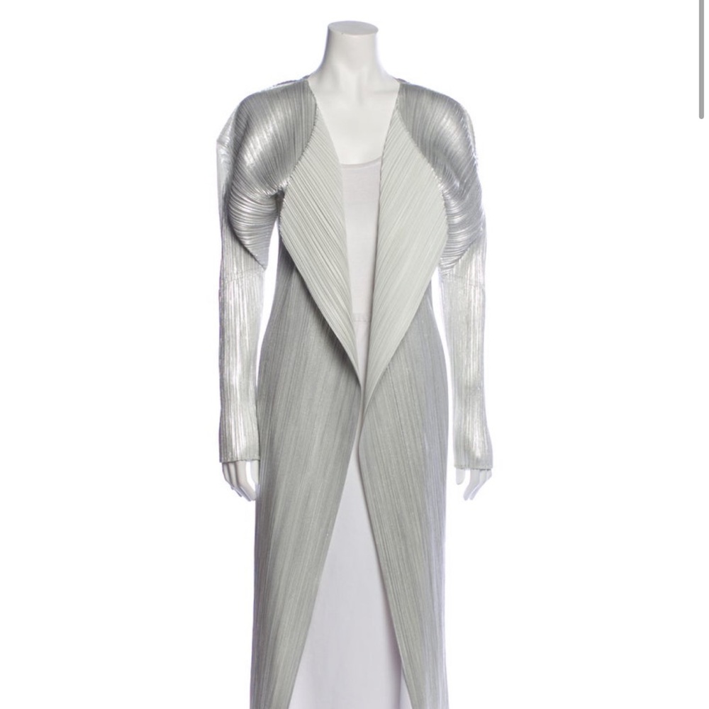 ISO Issey Miyake drop shoulder coat - silver